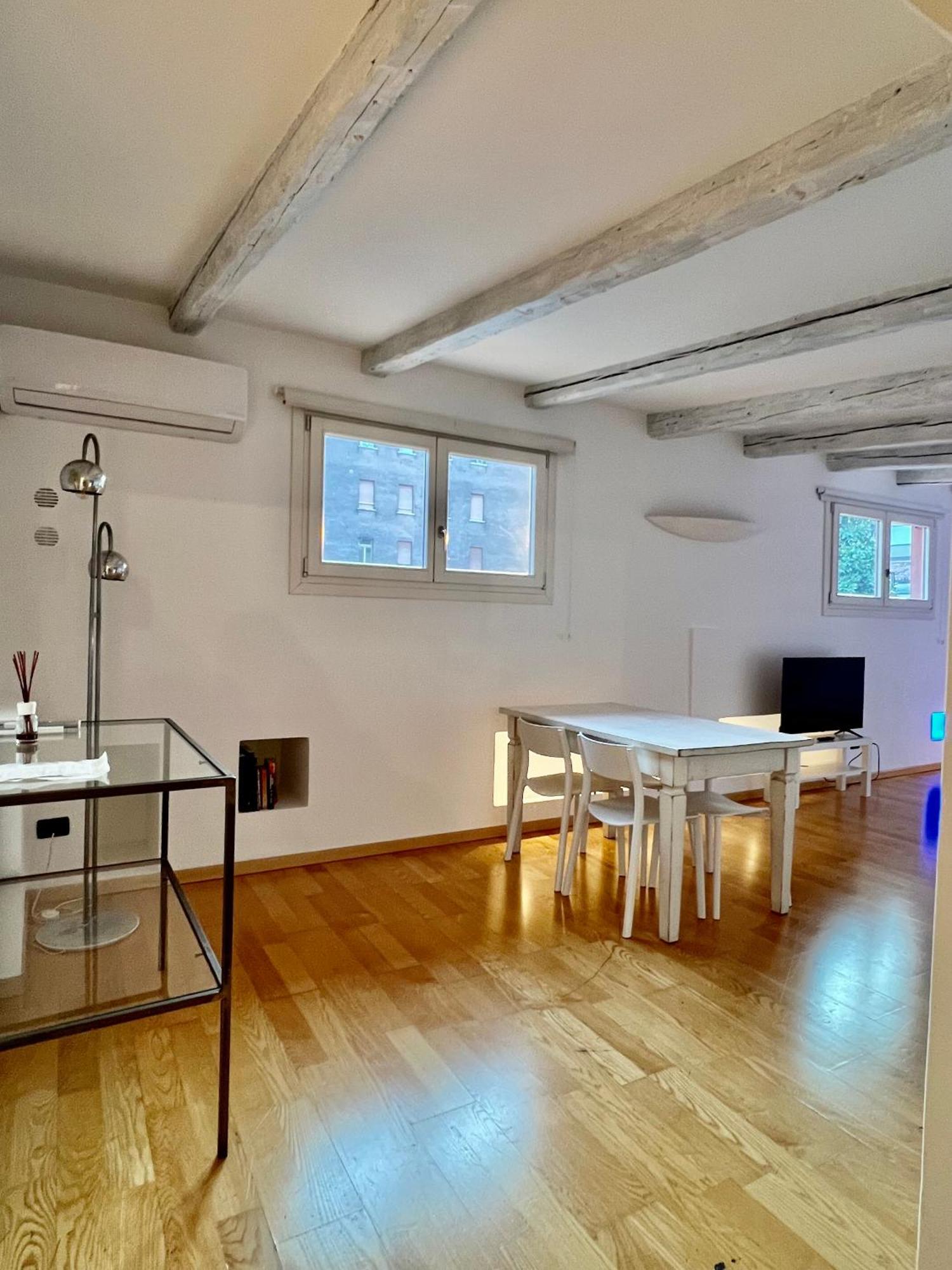 Legrenzi Rooms Mestre Luaran gambar